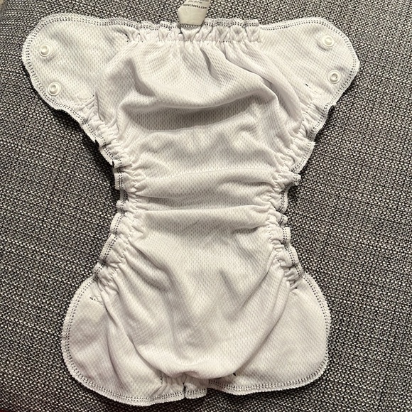 Apple Cheeks Size 1 Swim Diaper - Picture 4 of 5